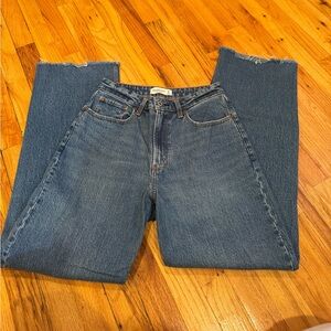 Abercrombie & Fitch 90s Relaxed Jean High Rise Curve Love
